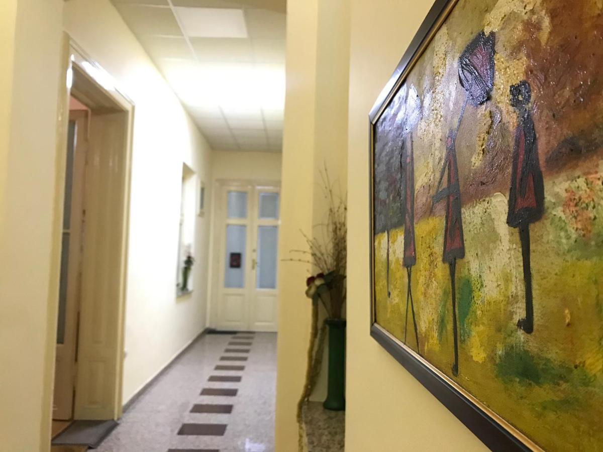 Siesta Panzió NagyNagykikinda Kültér fotó